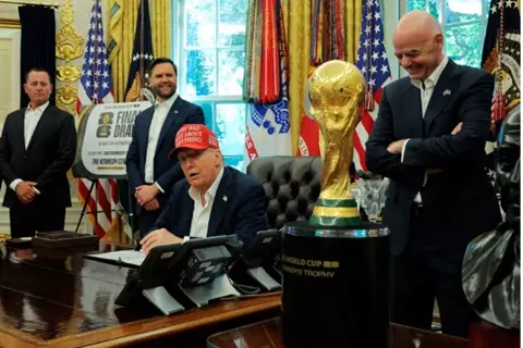 ترامب: سننقل مباريات كأس العالم من أي مدينة غير آمنة بأمريكا